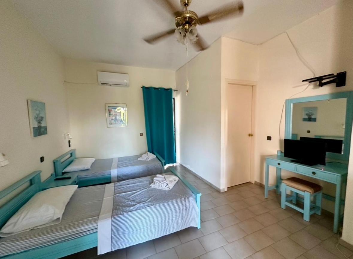 Tersanas Beach Apartments Chorafakia Eksteriør bilde